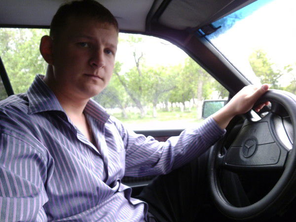 Стас Тихомиров