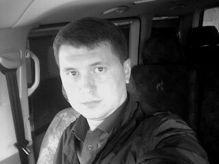 Олег Волков