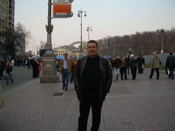 Владимир Лукин