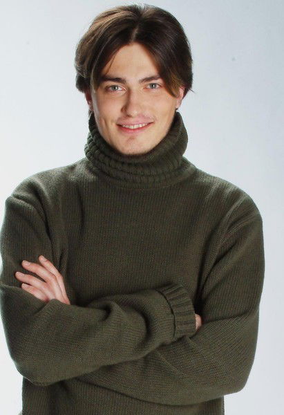 Неизвестно Неизвестно