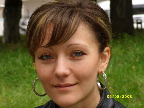 Анжела Ивануш