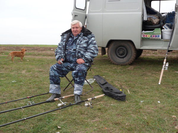 Анатолий Лысенко