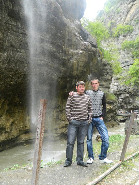 Иван Хмелевскои