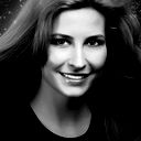 Елена Лисова