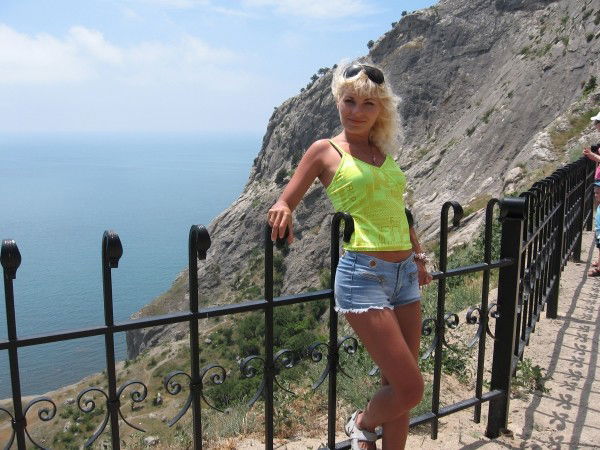 Людмила Непомнящая