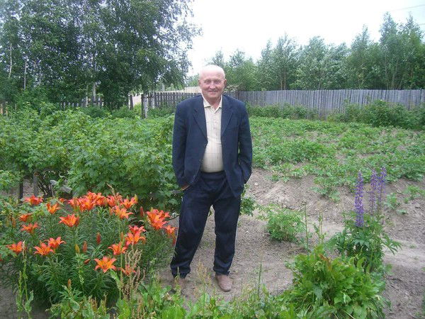 Александр Леончиков