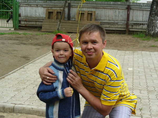 Дмитрий Большаков