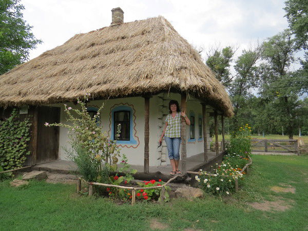 Нина Максимова