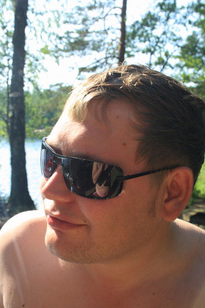 Георгий Попов