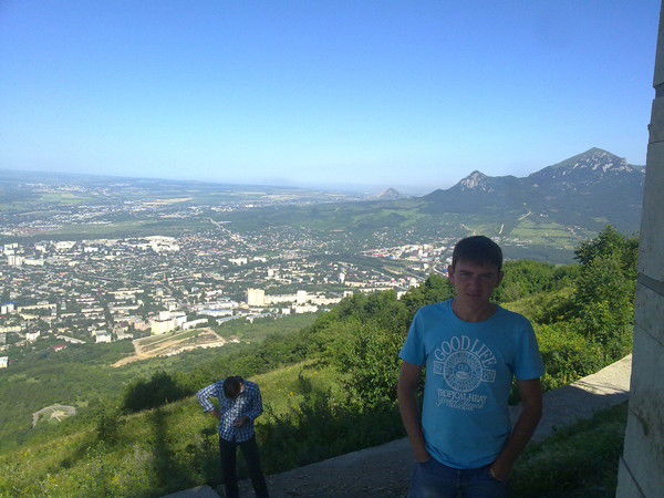 Денис Нечепуренко