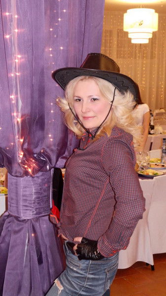 Анна Кондрахина