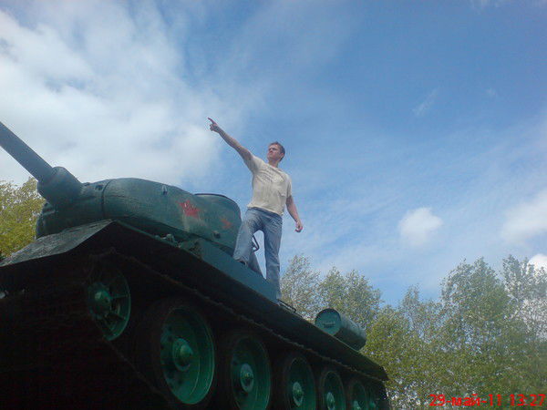 Александр Левченко