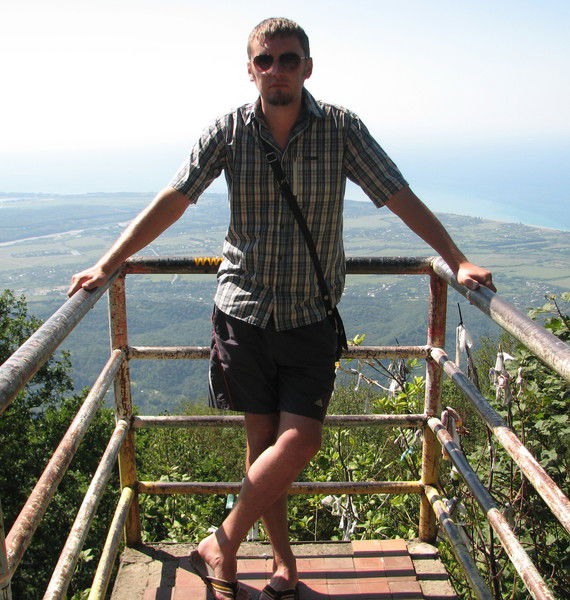 Андрей Халяев