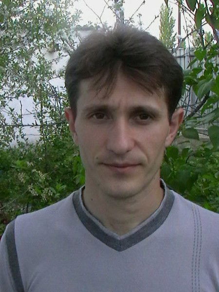 Николай Закутний