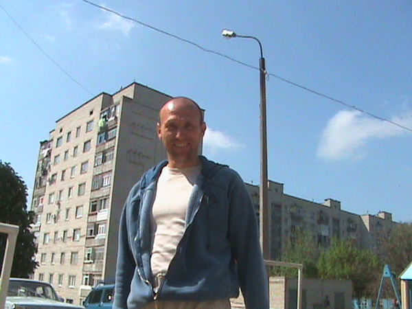 Юрий Устинов