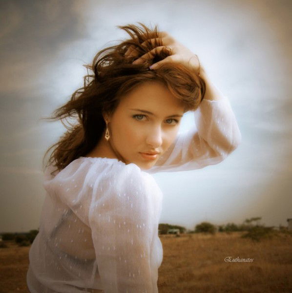 Олена Олекса