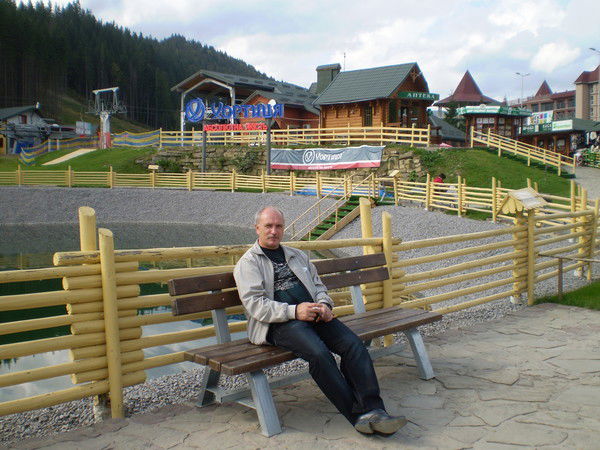 Юрий Бухаленко