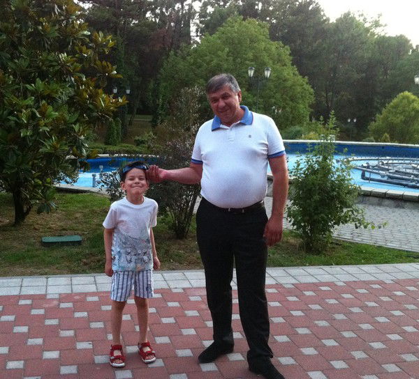 Мурат Бекмурзиев