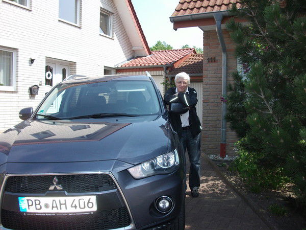 Александр Безматерных