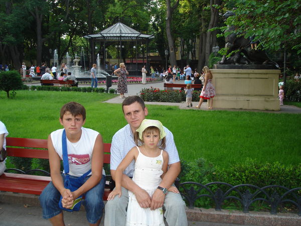 Юрий Иванов