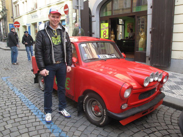 Михаил Петриков