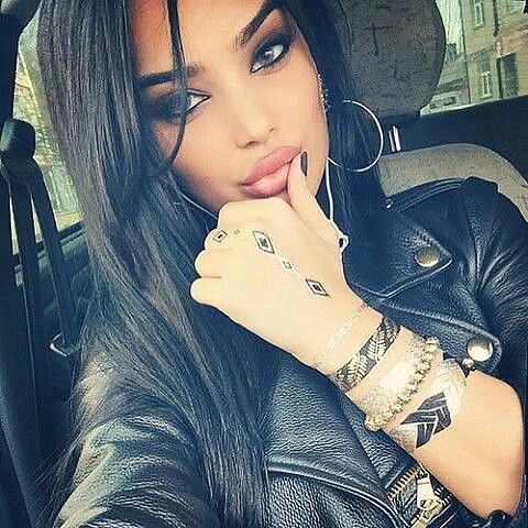 Саният Хуаж