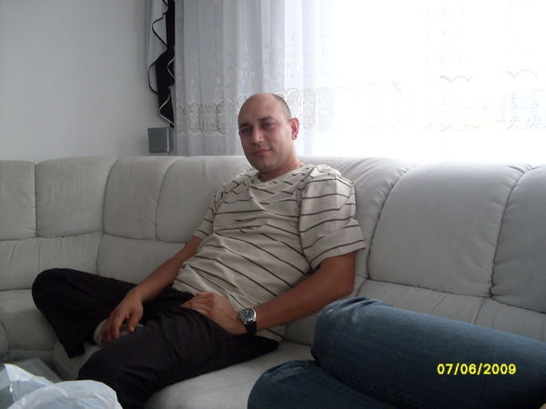 Алексей Петренко