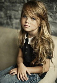 Анна Полозова