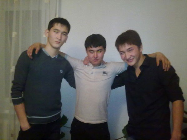 Алмас Назыров