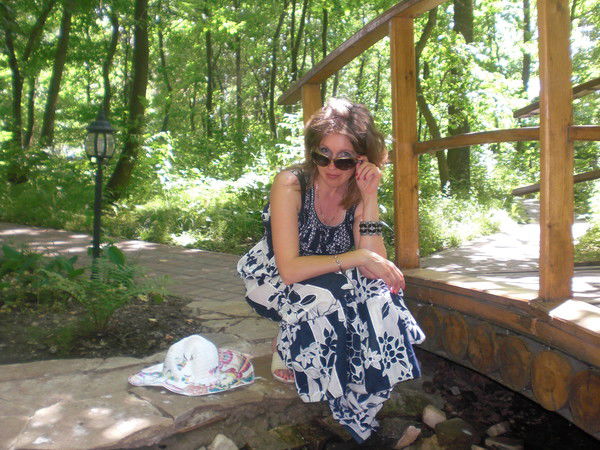 Елена Максимова