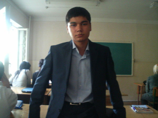 Отабек Носиров