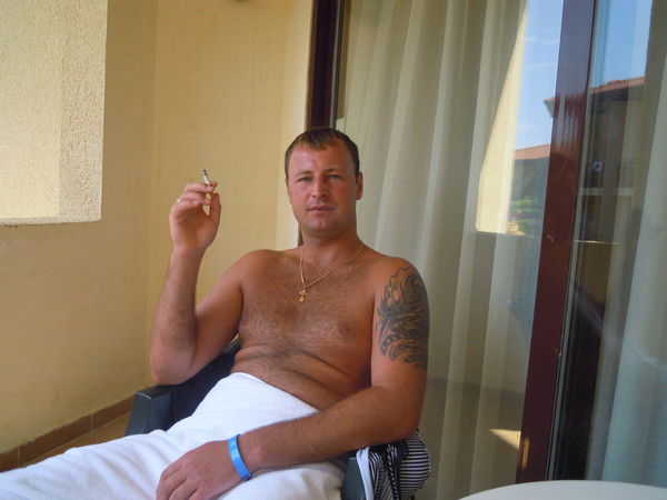 Александр Пивоваров