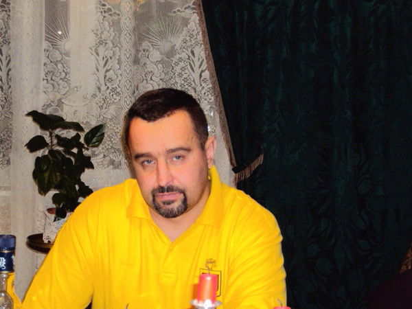 Олег Лебедев