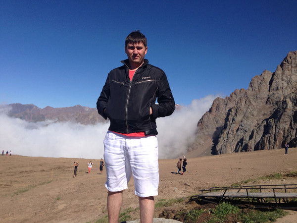 Борис Трехолев