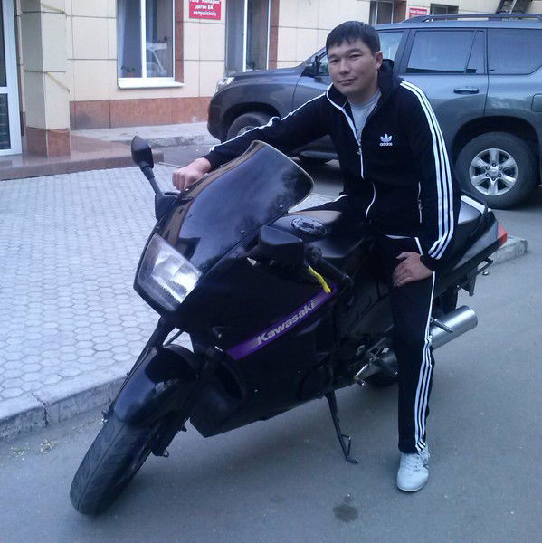 Марат Исенев