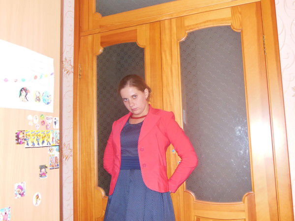 Аня Захарова