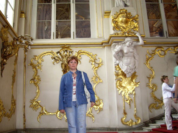 Елена Усанова