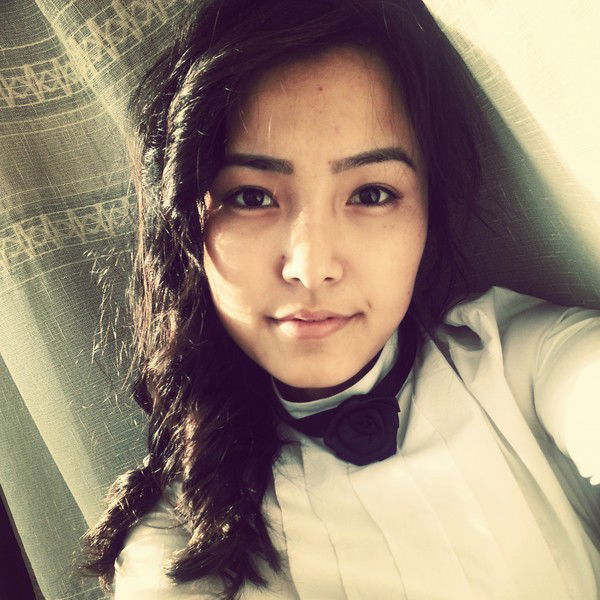 •zhan Akhmetova•