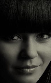 Со Мануэла Мартинес