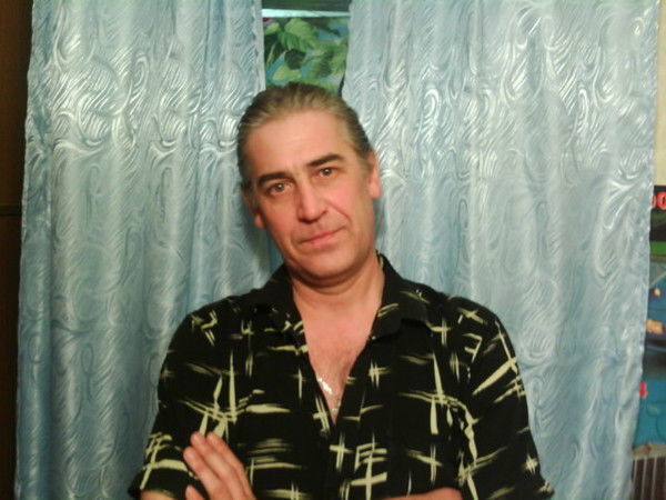 Владислав Валов