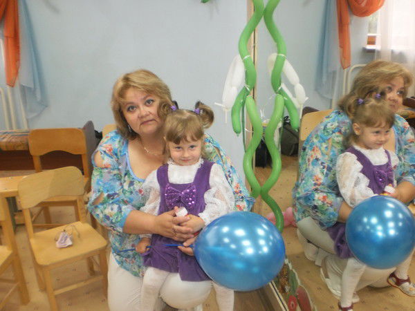 Елена Каразеева