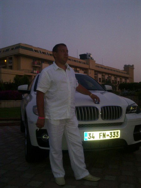 Александр Булатов