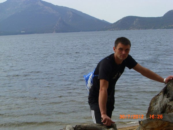 Леха Головин