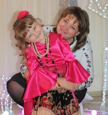 Александра Никипелова