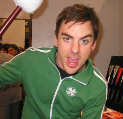 Неизвестно Неизвестно