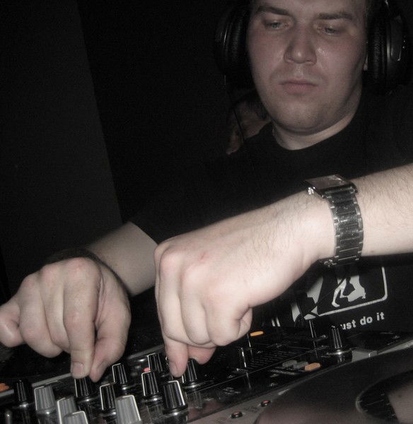 Устинов Иван