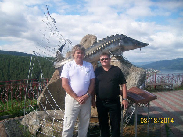 Андрей Стахин