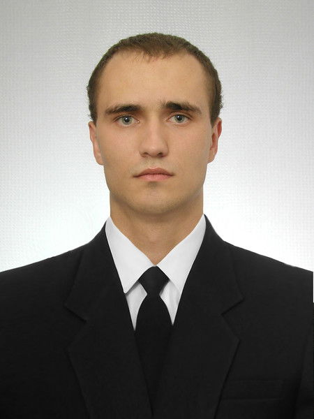 Юрий Стариков