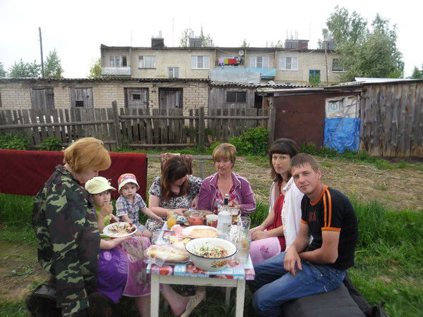 Неизвестно Неизвестно