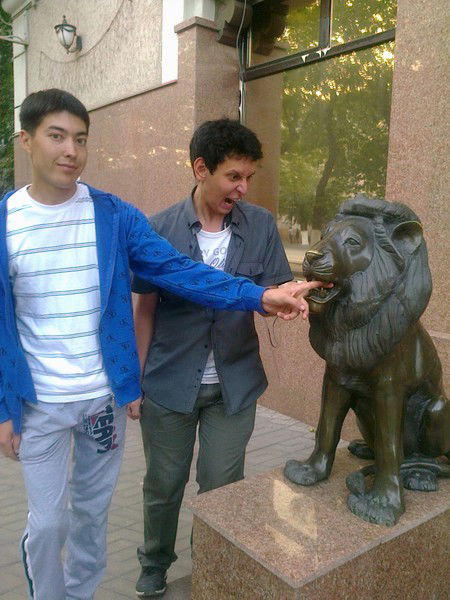 Азамат Оспанов